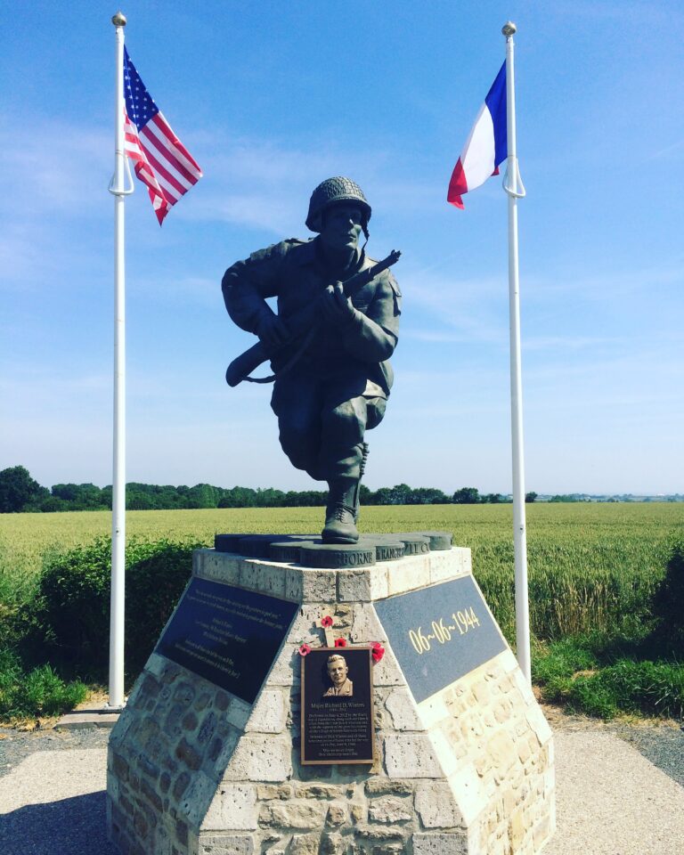 Les parachutistes US