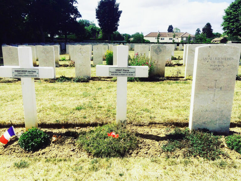 Carré militaire Français - Caen